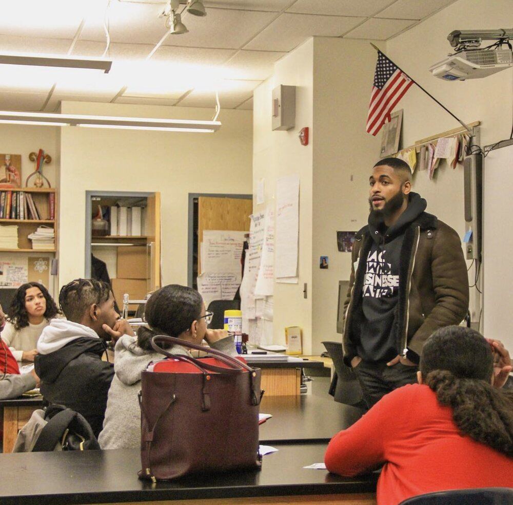 Brian Mays leading an entrepreneurship workshop at Robert Green High School in Manhattan